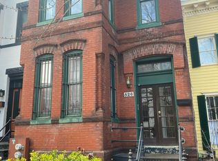 526 8th St NE #1, Washington, DC 20002