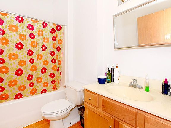 2nd image of 802 N 9th St #18