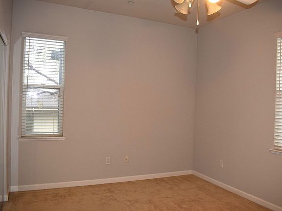 3rd image of 8290 Crystal Walk Cir