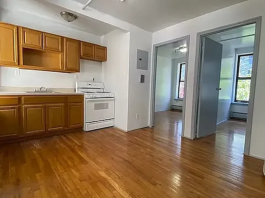 Rented by REAL New York | media 18