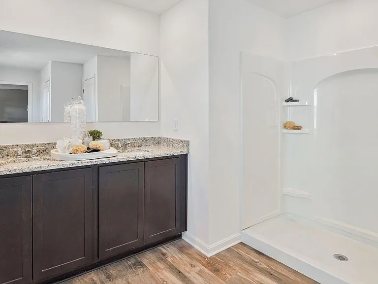 1410 N Marston St — Photo 31