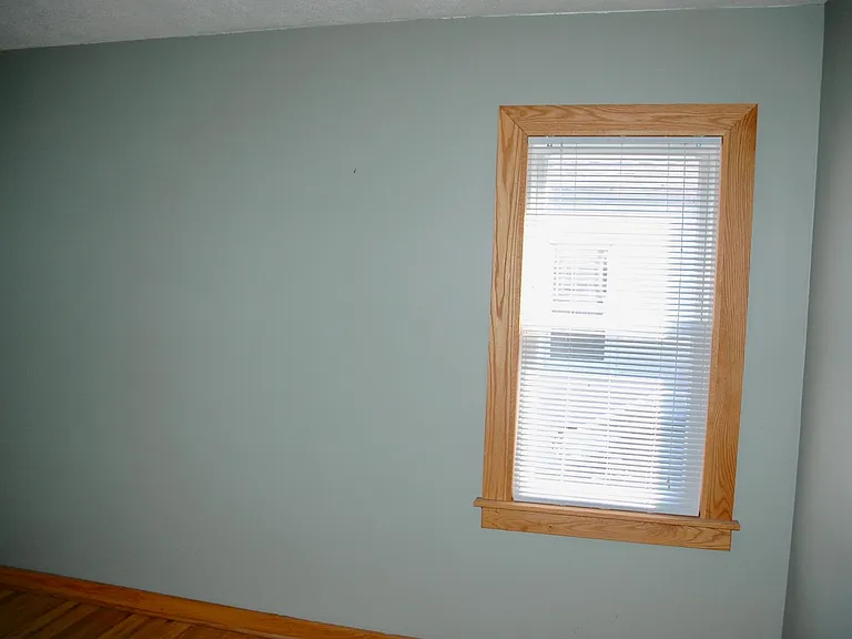 1815 Dallas Ave — Photo 7