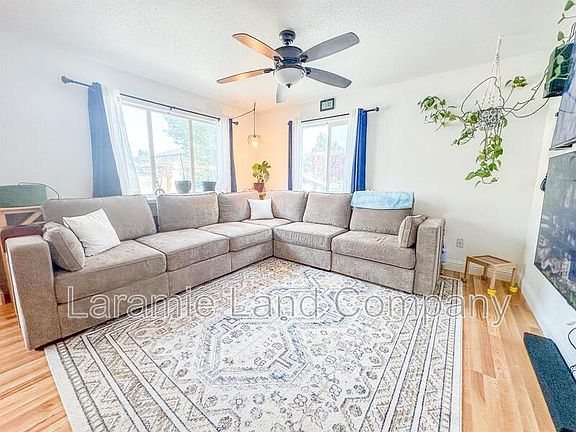 4th image of 4135 Moraine St #1