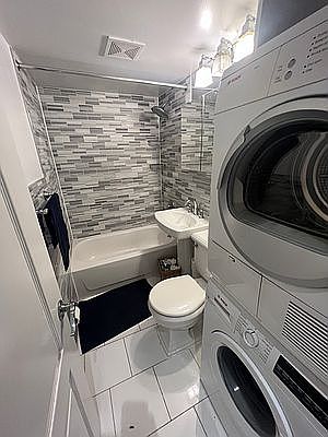 5th image of 227 E 82nd St #4A