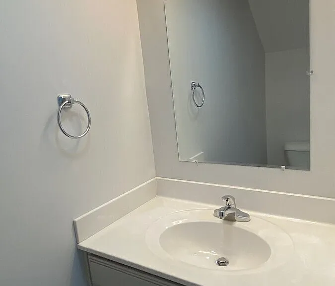 2783 Rowe St — Photo 19