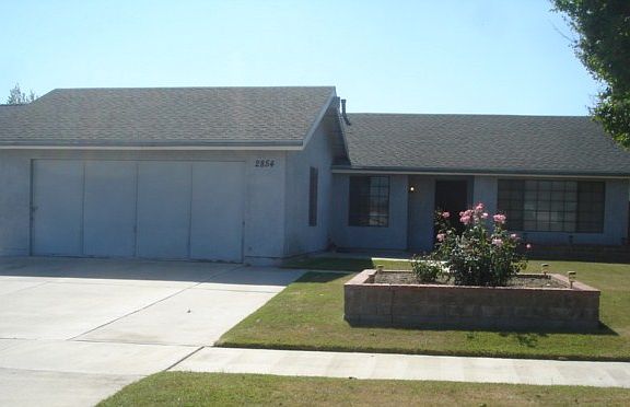 5th image of 2854 S Walker Ave