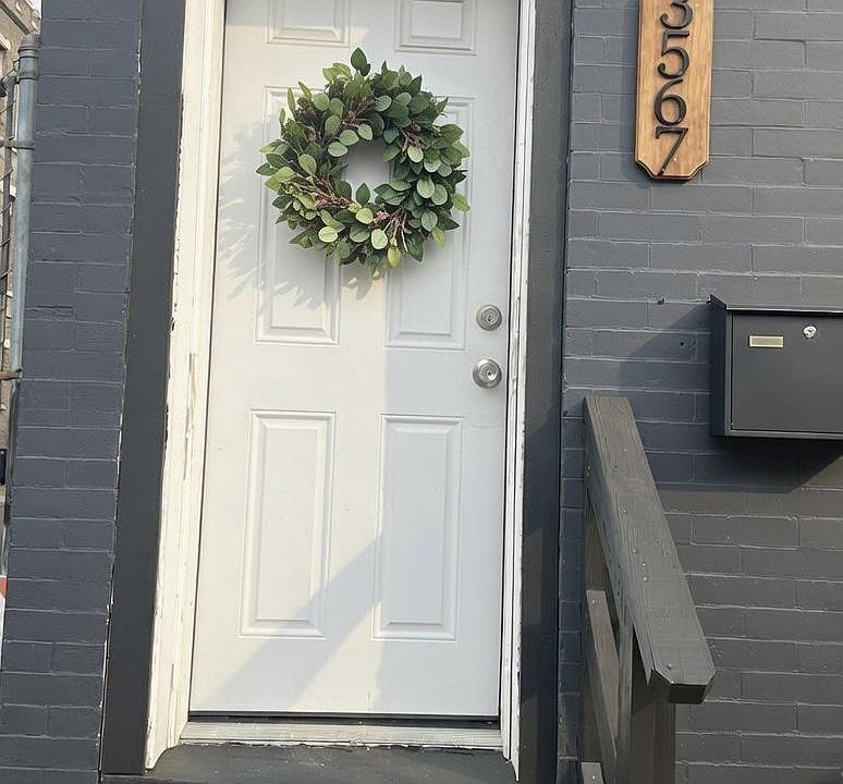 1st image of 3567 Joyce St