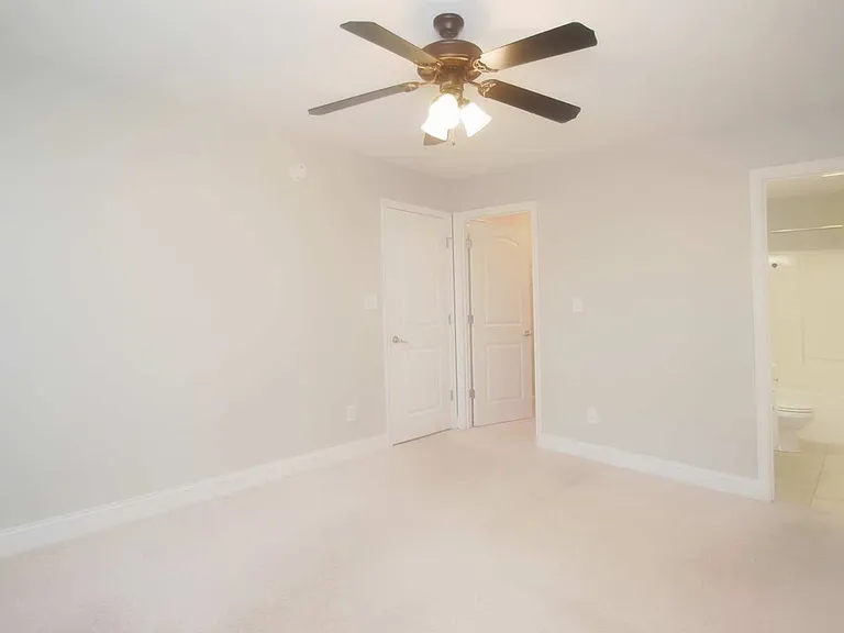 100 Capstone Dr #3 — Photo 21