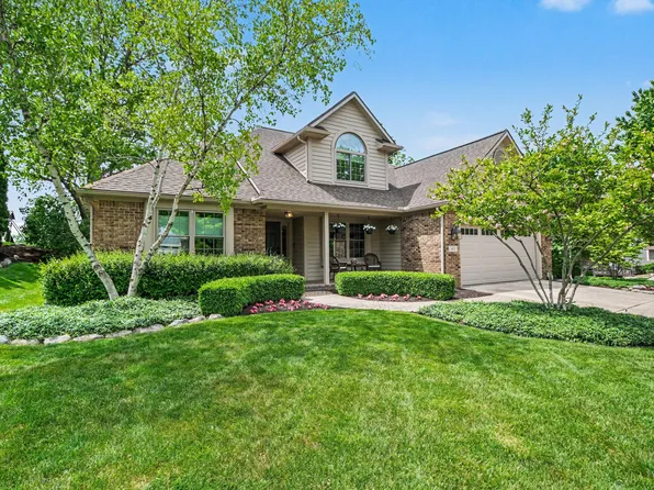 451 Castlebury Dr, Saline, MI 48176