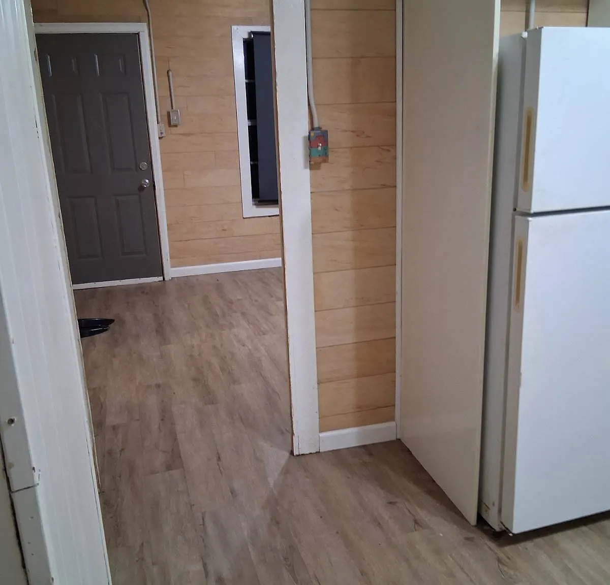 3 bed, 1100 sqft, $1,350 — Photo 3