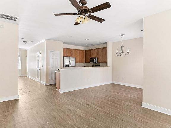 2nd image of 9614 Scarborough Ct