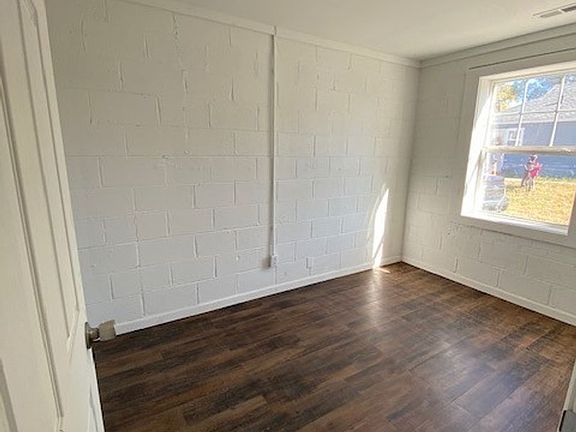 3rd image of 2010 E 25th St APT A