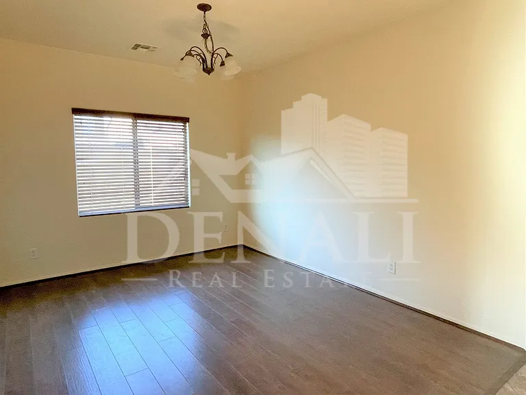 144 S 108th Dr — Photo 3