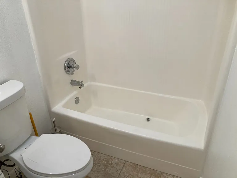 4903 Indian Wood Rd #110 — Photo 6