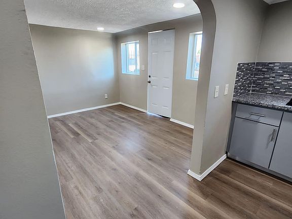 4th image of 7110 Copper Ave NE #7110