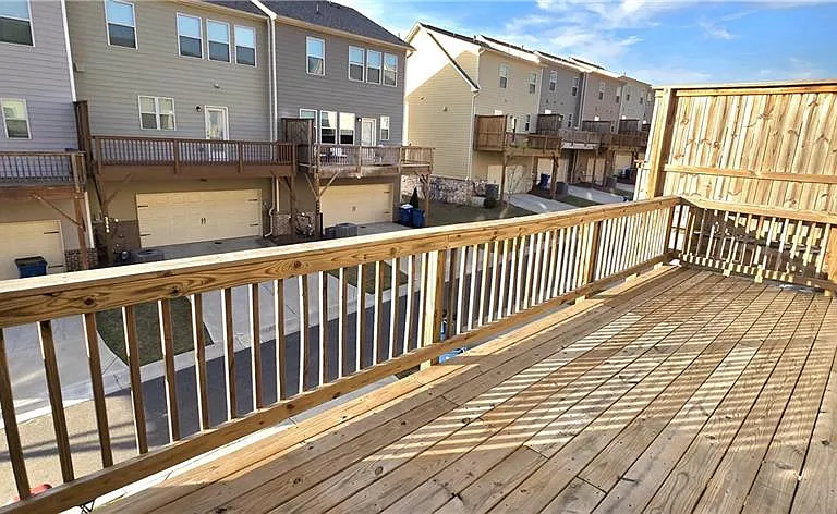 3608 Hidden Valley Cir — Photo 43
