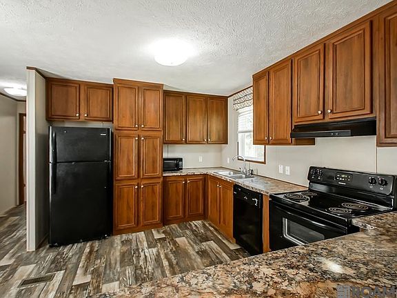 4th image of 30780 Weiss Rd
