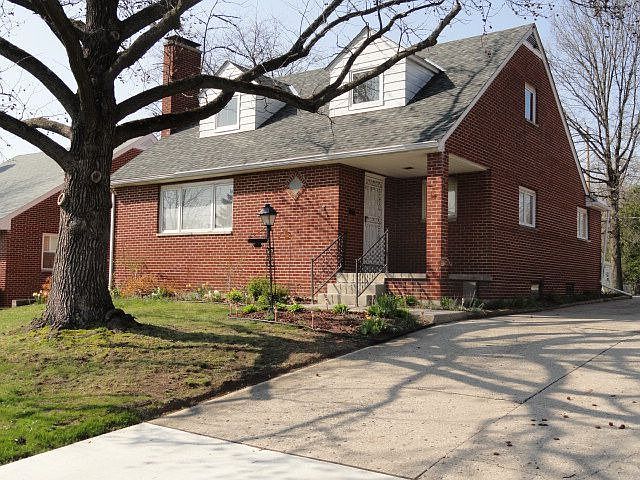 1st image of 160 Desantis Dr