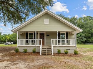117 Holmes St, Erwin, NC 28339