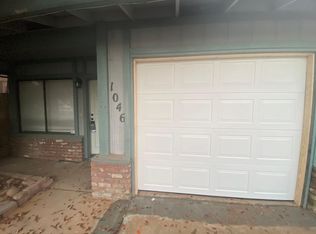 1046 Clinton Rd, Sacramento, CA 95825