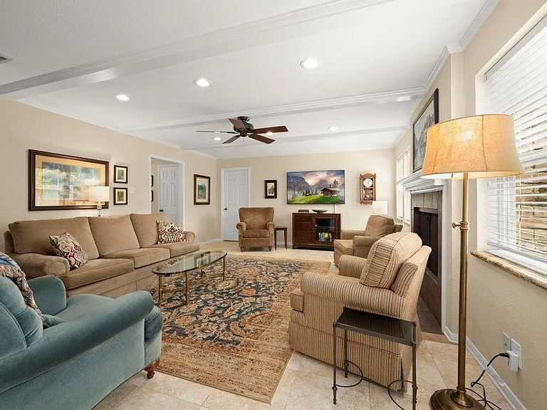7615 Litchfield Ln — Photo 17