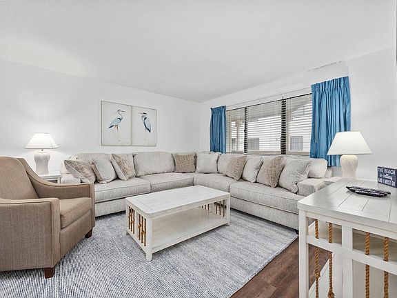 5th image of 209 75th Ave N #5204/5205