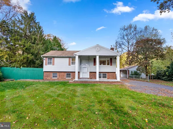 684 Old Herald Harbor Rd, Crownsville, MD 21032