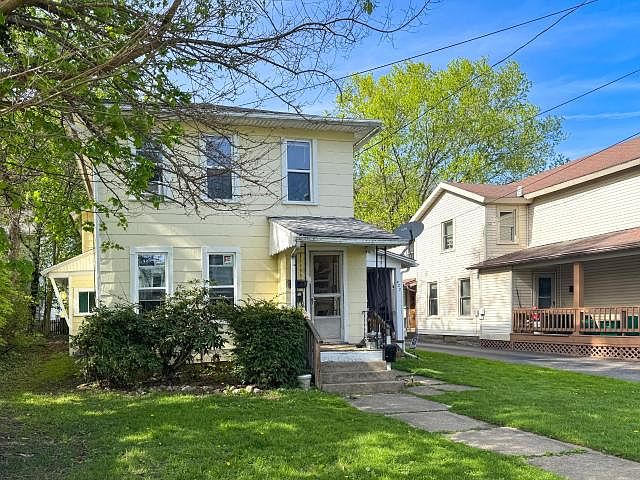 1st image of 422-422.5 RANKIN STREET