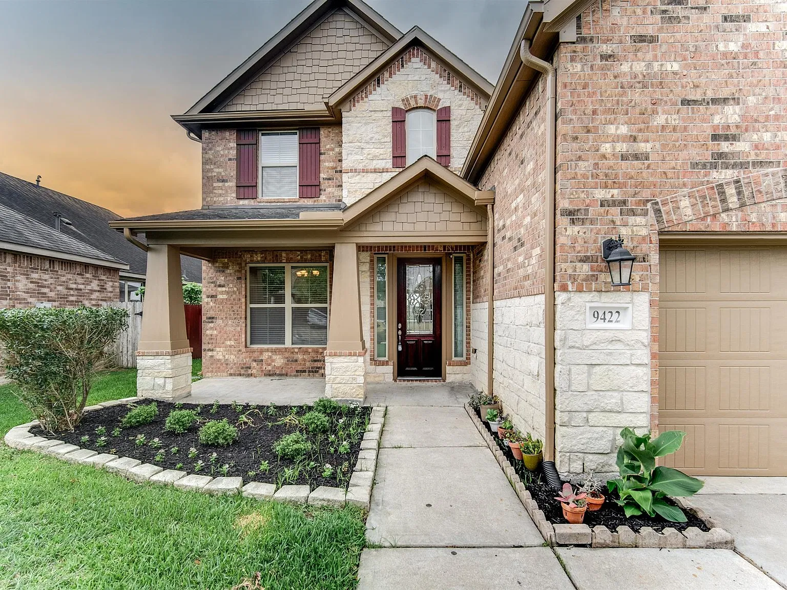 4 bed, 3.5 bath, 2989 sqft, $2,900 — Photo 3