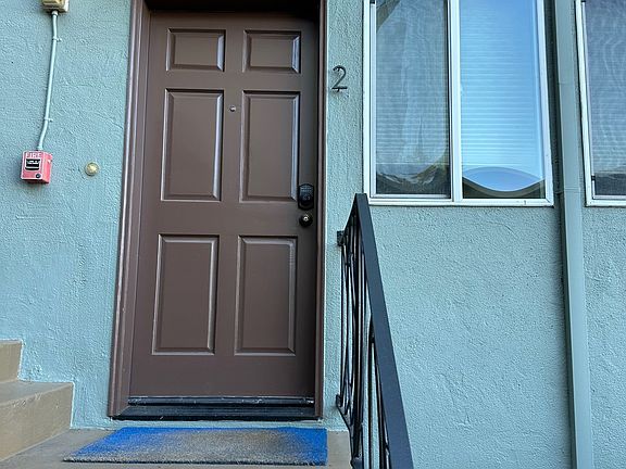 4th image of 160 Graystone Ter APT 2