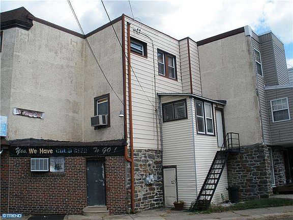 3rd image of 900 Duncan Ave
