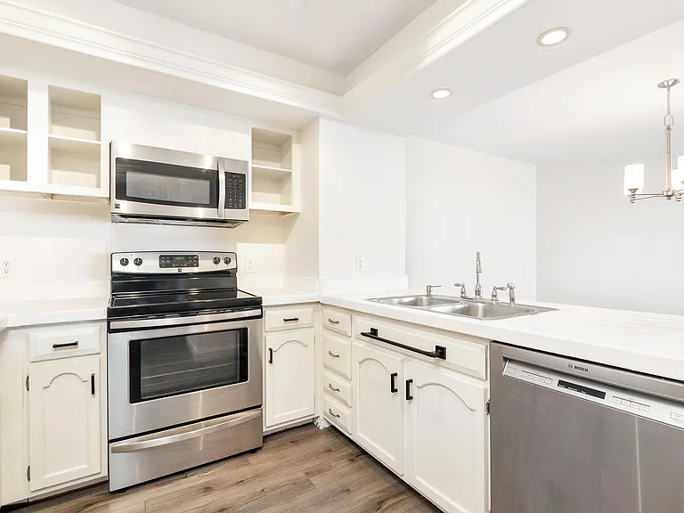 3701 S Flagler Dr #B303 — Photo 9