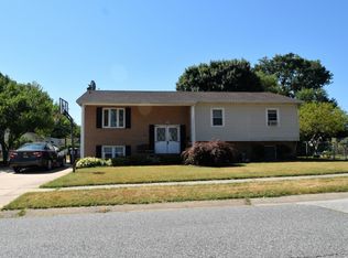 49 Sanford Dr, Newark, DE 19713