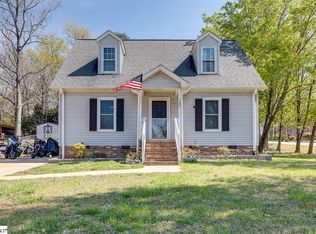 100 Skyline Way, Taylors, SC 29687