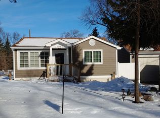 21960 W Sarah Dr, Lake Villa, IL 60046