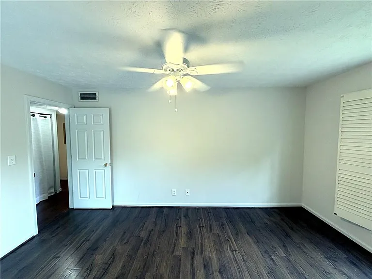3513 Essex Ave #67 — Photo 15