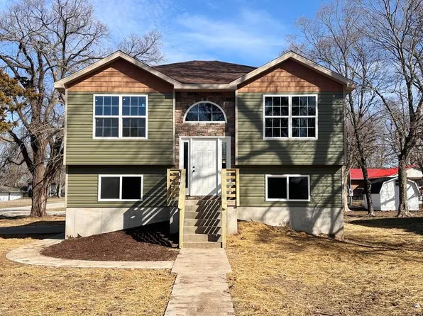 1501 S Main St, El Dorado Springs, MO 64744