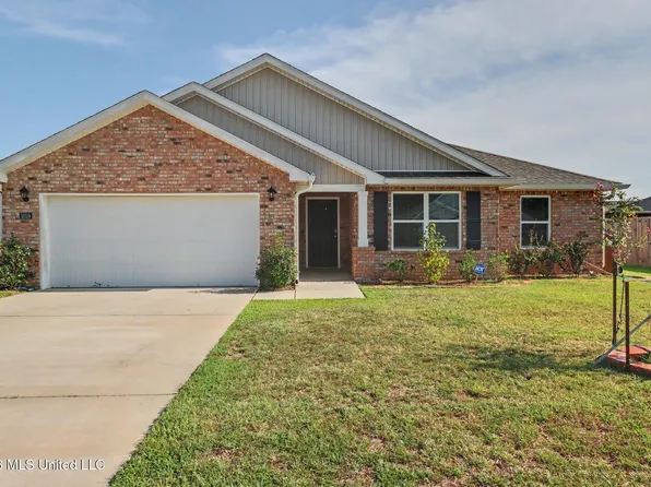 1059 Enclave Cir, Long Beach, MS 39560