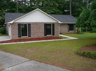 180 Springhouse Ln, Fayetteville, GA 30214