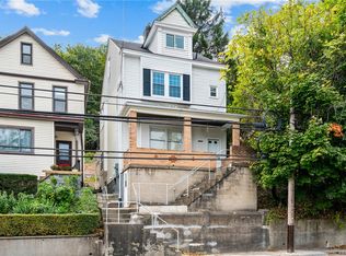 1313 Island Ave, Mc Kees Rocks, PA 15136