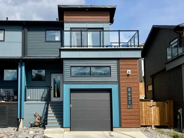 8621 S 24th Ave, Coleman, AB T0K 0M0