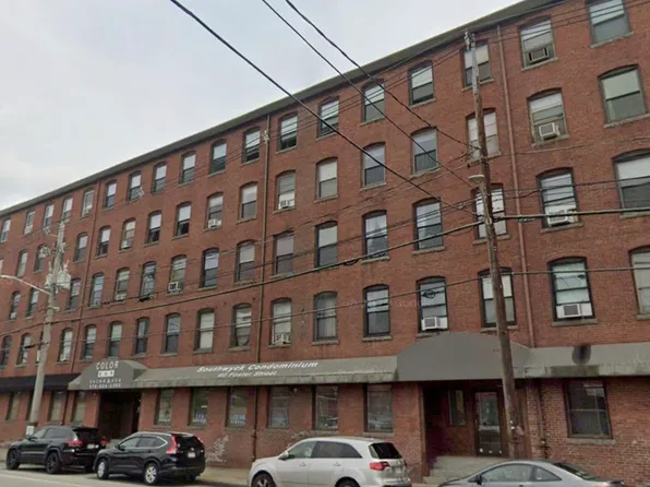 80 Foster St APT 307, Peabody, MA 01960