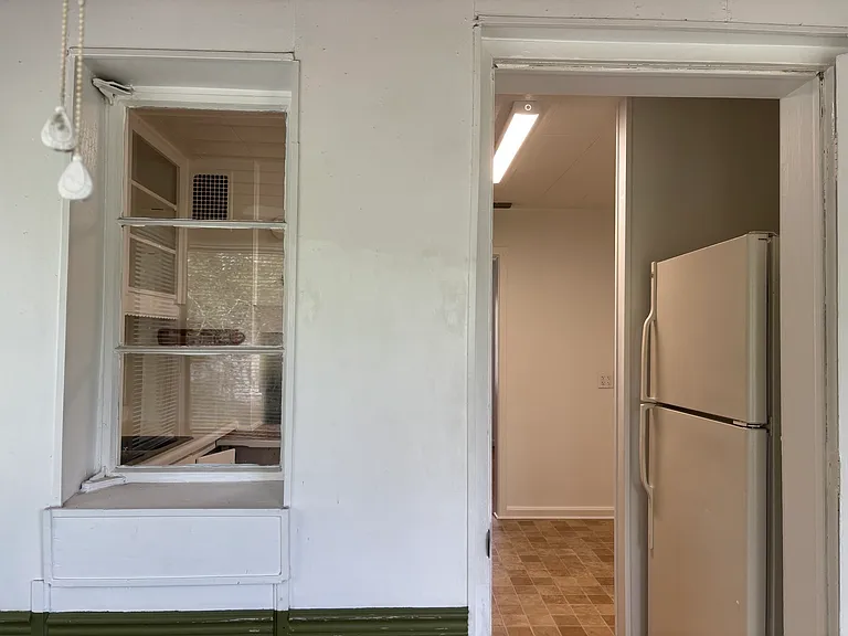 733 W Pennsylvania Ave — Photo 5
