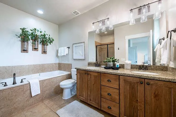 13281 N Alexis Dr — Photo 16