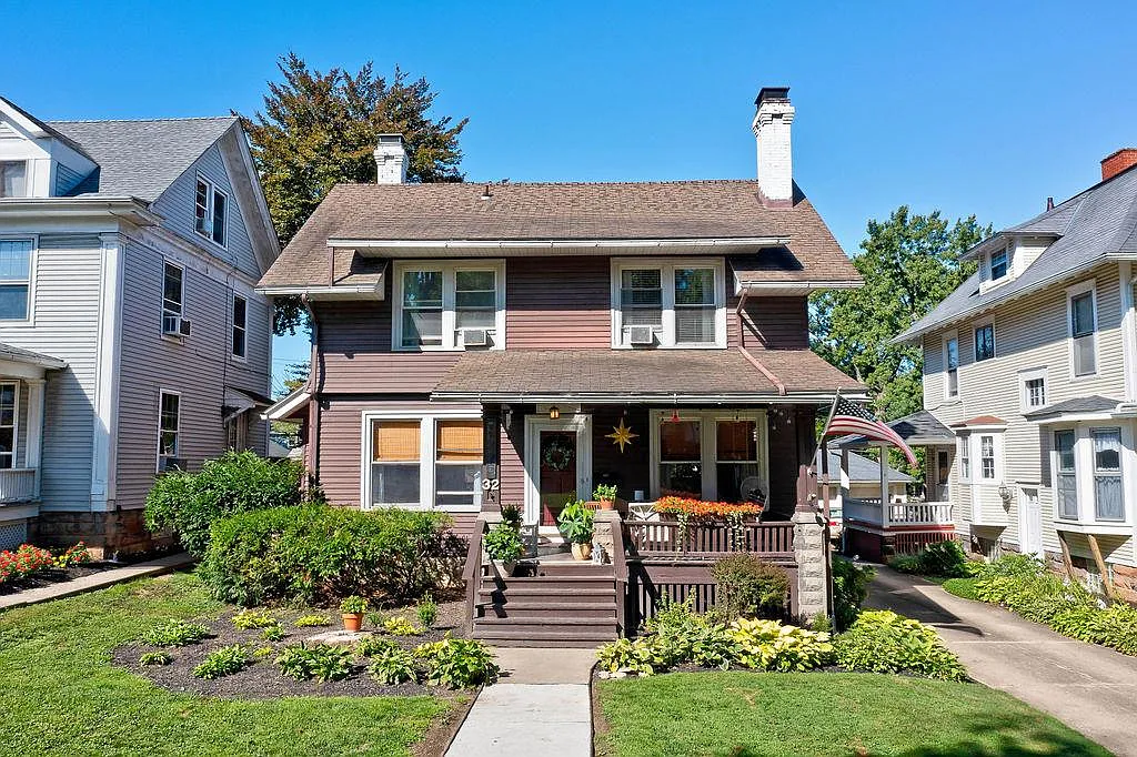 32 Glenwood Blvd photo 1