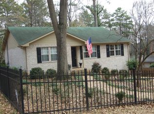 660 Pinecrest Dr, Athens, GA 30605