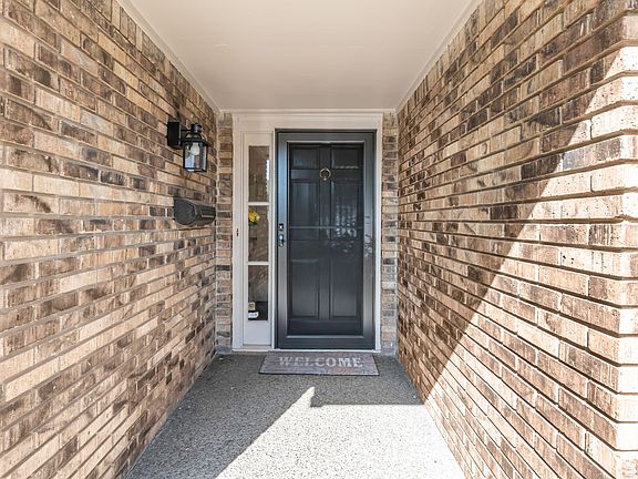 3rd image of 401 Bowling Ave Unit 61