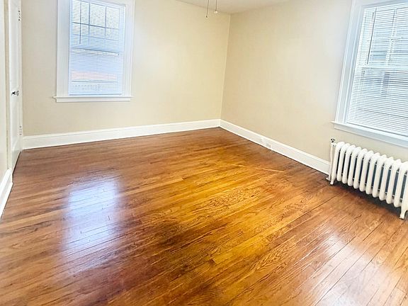 3rd image of 92 Main St #B1