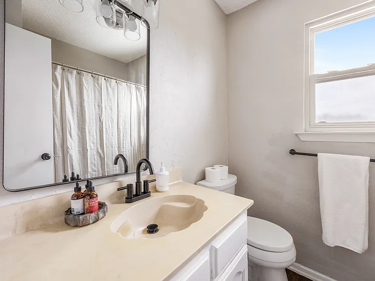 901 Rockwall Dr — Photo 15