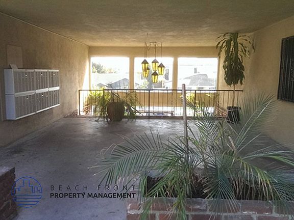 5th image of 4061 W 138th St APT 15